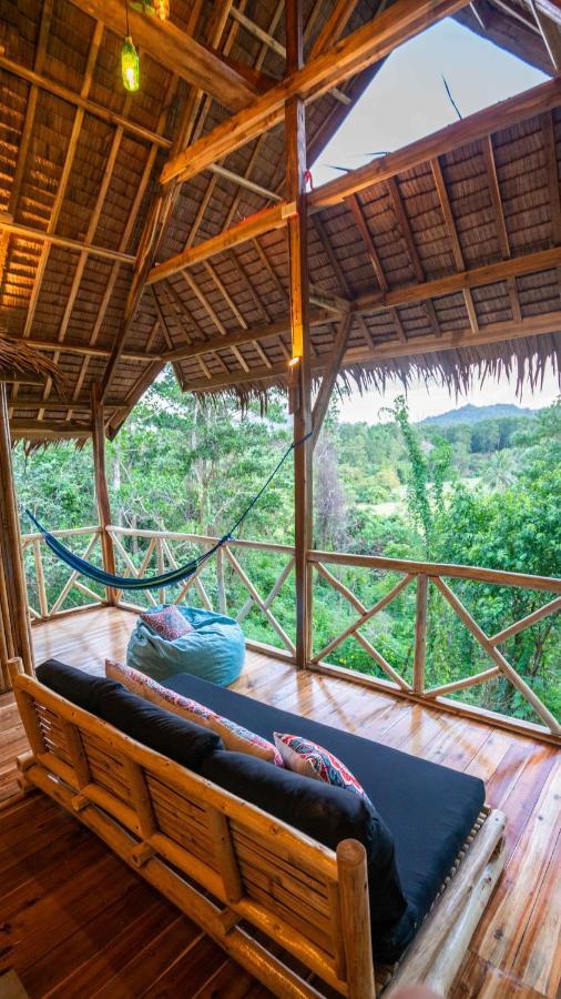Barya Lang Villa- Native Villa With Jeepney Room El Nido Exteriér fotografie
