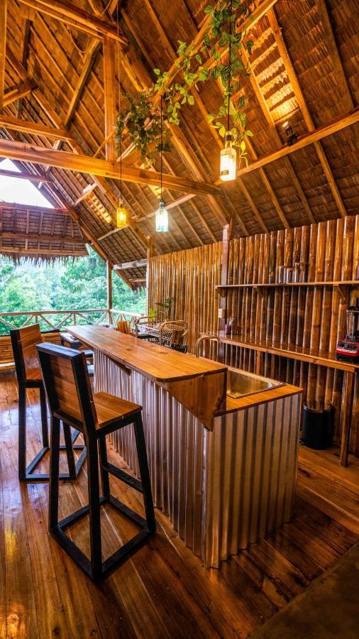 Barya Lang Villa- Native Villa With Jeepney Room El Nido Exteriér fotografie