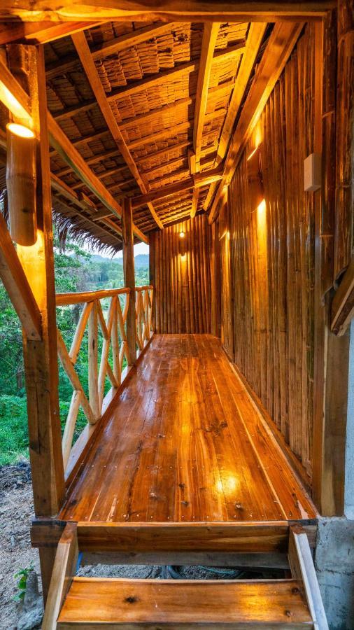 Barya Lang Villa- Native Villa With Jeepney Room El Nido Exteriér fotografie
